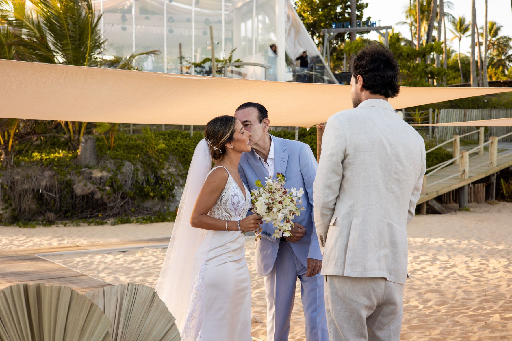 entrada da noiva compartilhada