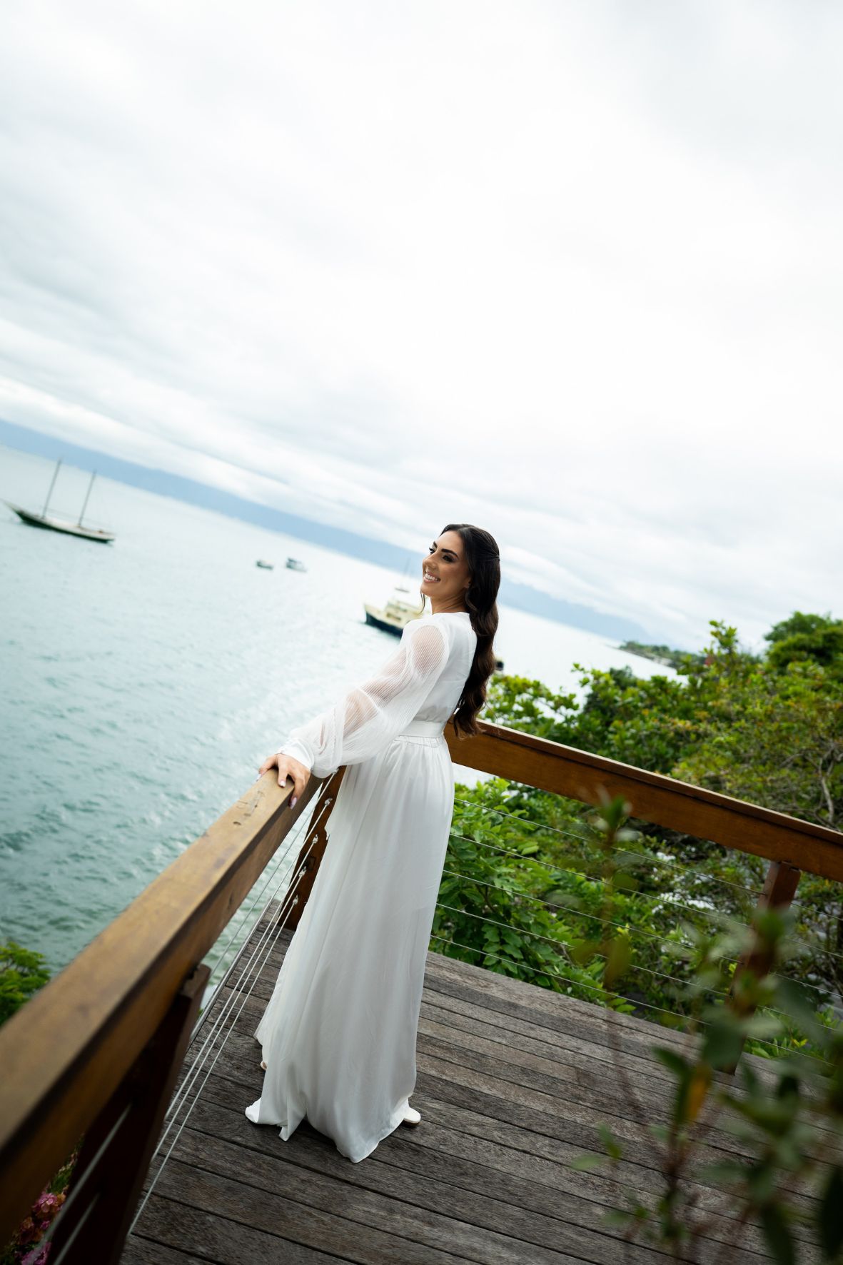 noiva no casamento na praia
