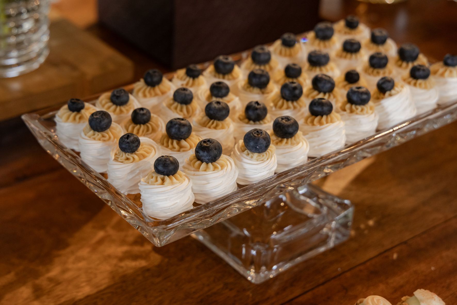 doces de casamento na praia